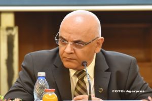 ARAFAT, DESPRE ȚIGĂRILE ELECTRONICE: TREBUIE SĂ OPRIM PROMOVAREA ACESTOR „NOI APARATE ALE MORŢII”