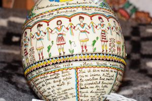 Florin Bejenari şi Maria Zenici, câştigătorii trofeului Festivalului Naţional al Ouălor ...