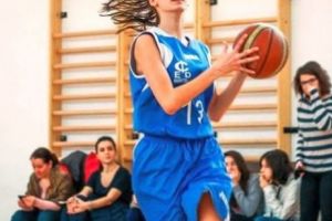 O baschetbalistă în vârstă de doar 14 ani a MURIT. Boala cruntă nu i-a oferit nicio ȘANSĂ