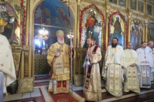 Dubla sarbatoare la Tulcea de Buna Vestire. Au fost sarbatoriti si 10 ani de la intronizarea Episcopului Visarion (galerie foto)