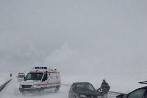 Accident grav petrecut în Buzău. O persoană a MURIT, alte două au ajuns la spital