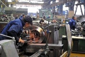 Producţia industrială va creşte cu 5,7% în primul trimestru din 2018
