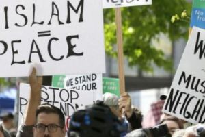 „Corectitudinea ISLAMICĂ” face jocul TERORIȘTILOR