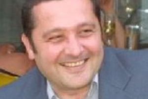 Ce mai înseamnă zilele acestea că primeşti 2.000 de lei în mână?