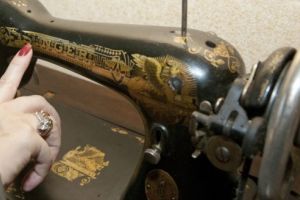 Au reapărut escrocheriile cu maşini de cusut de colecţie