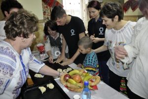 Șezătoare în prag de Sărbători Pascale