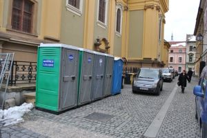 Procesiunea catolicilor din Timisoara de Florii a fost „blocata”, iar Liturghia de la Dom „grav deranjata”