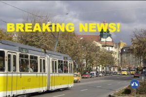 Panică în tramvaiul 9: un bărbat şi-a tăiat iubita cu cutter-ul