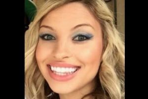 O profesoara PERVERSĂ a supus un elev MINOR unor orgii desprinse din filmele pentru ADULȚI. Dorinţele ei au fost aproape IREALE