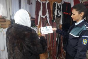 Înşelăciuni pe bandă rulantă, cu diverse moduri de operare în judeţ