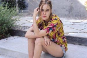 Fiica lui Bruce Willis ARE APUCĂTURI DENATURATE. Ultima dovadă: A POZAT GOALĂ LÂNGĂ... Imagini+18 în articol