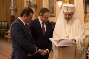 Oficialii de la Chişinău sărbătoresc Centenarul Unirii în Parlamentul României