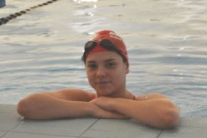 „Mica sirenă”, brasista cu şase medalii