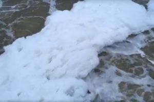 Bega cu spuma, un fenomen normal, conform autoritatilor