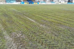 Meci foarte important in Liga a 3-a:  Echipa SSC Farul, nemultumita de suprafata de joc a stadionului 1 Mai“ din Slobozia (galerie foto)