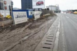 Aşa arată o staţie de autobuz din Floreşti - FOTO