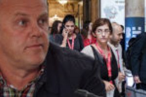 „Comando” de arhitecţi, ingineri şi urbanişti în Primăria Reşiţa!