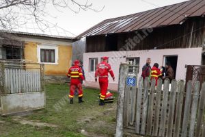 Tragedie la Cobia: Copil de 1 an şi jumătate şi tatăl său, morţi în urma unei intoxicări