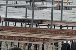 Mai multe constructii ilegale din Mamaia si de pe malul lacului Siutghiol trebuie desfiintate. Ce au constatat politistii locali