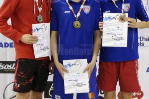 Înotătorii de la CSȘ LPS Suceava au câştigat 14 medalii la naţionale