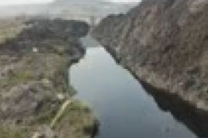 Levigatul de la Pata Rât ”ajutat” să curgă în Someş. A fost săpat un canal ”peste noapte” - VIDEO