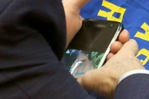 Centenarul cu poze ”sexi” şi selfiuri