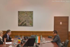 Ambasadorul Indiei, în vizită la Braşov