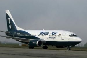 Bărbat imobilizat la bordul unei curse Blue Air