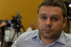 Consilierul general Ciprian Ciucu îi răspunde cu aceeaşi monedă lui Firea: „Eu deja am mapat rudele, soţiile, prietenii PSD/ALDE/PMP”  