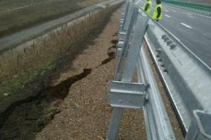 Autostrada Turda - Sebeş se crapă, înainte de inaugurare - FOTO