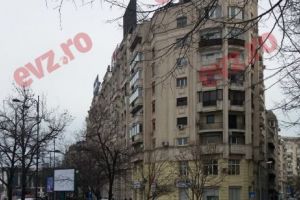 Blocul scriitorilor. Cronica neştiută a imobilului din buricul Bucureştiului pe care Mircea Dinescu l-a dăruit confraţilor în 1990