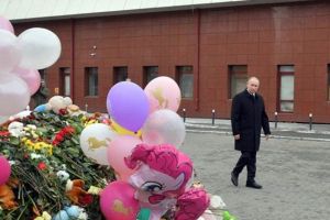 Doliu national in Rusia dupa incendiul de la un mall din Siberia