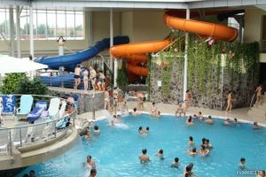 Un copil şi-a amputat două degete la Paradisul Acvatic