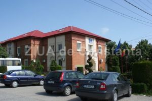 Comunicat de presa:  Proiectul Asculta, educa-te, actioneaza si citeste intr-o retea“, implementat de Primaria Ovidiu