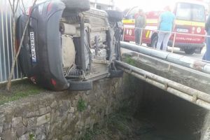 IREAL cum a ajuns maşina asta! ACCIDENTUL care a ŞOCAT o comunitate (FOTO)