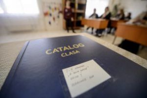Învăţământul general obligatoriu extins la 15 clase. Noile schimbări adoptate de Camera Deputaţilor