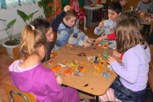 Învăţământul obligatoriu a fost extins la 15 ani. Grădiniţa obligatorie cel puţin doi ani