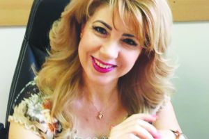 Luminiţa vine de la asfinţit