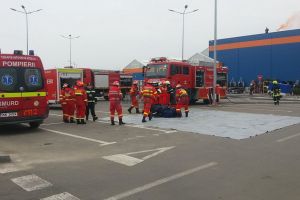 FOTO&LIVE. Atac terorist la Satu Mare. Sute de persoane  evacuate într-o simulare