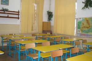 Aproape 1.950 de cereri de înscriere în învăţământul primar la nivelul judeţului Teleorman