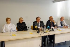 Flutur a felicitat, ieri, personalul Spitalului de Urgenţă pentru că instituţia are cel mai ...