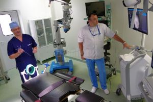 Neurochirurgi din Germania vin, în iunie, să opereze alături de neurochirurgii suceveni