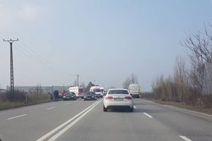 Ambulanta implicata intr-un accident, pe drumul care leaga Timisoara de Sag