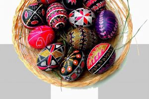 Expoziţia „Paştele în Bucovina”, la Consulatul General al României în Cernăuţi