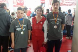 Medalii pentru doi elevi de la Centrul Şcolar Suceava, la Campionatul Naţional de Tenis de ...