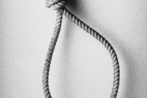 Un copil în vârstă de 12 ani s-a spânzurat din greşeală. A vrut să-i facă o farsă unei vecine