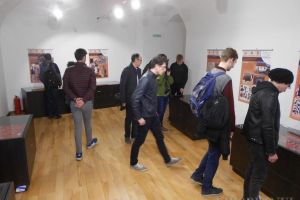 Dovezi arheologice din subteranele Velenţei, etalate la Cetatea Oradea (FOTO)