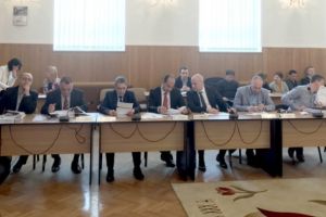 Despre buget, investiţii şi… droguri la Consiliul Local