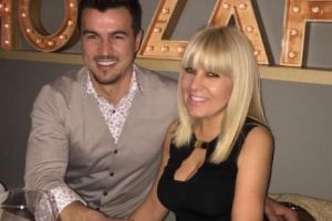 Suferinţa Elenei Udrea este nemărginită după pierderea unuia dintre gemeni