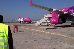 Peti Andras, anunţ despre reluarea zborurilor la Aeroportul Internaţional „Transilvania”